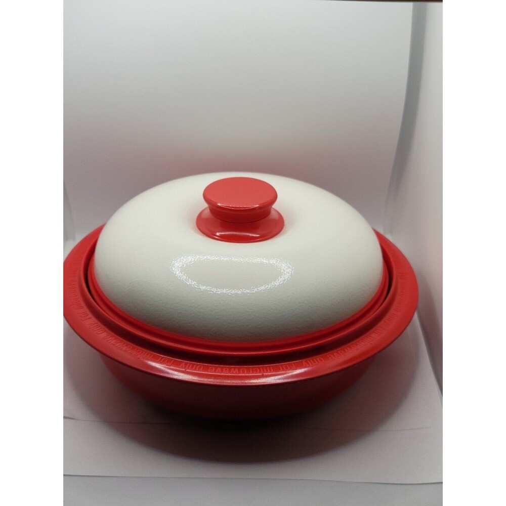 Range Mate Nonstick Microwave Cooker Grill Steamer Red White 9"x 9" Very Clean!